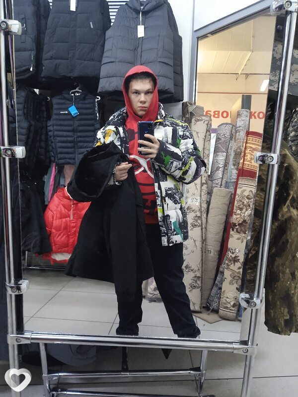 Сергей, 19, Белогорске — анкета №2599520