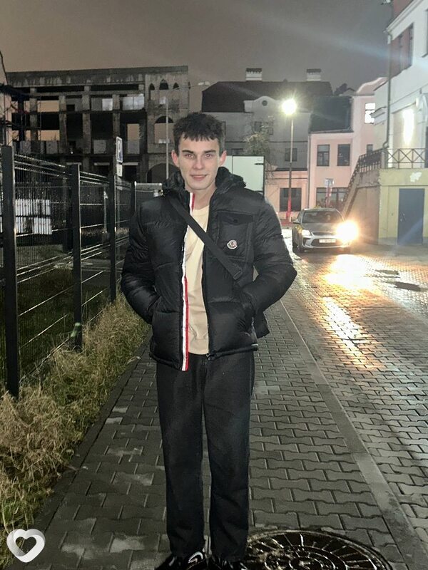 Илья, 20, Луге — анкета №2599522
