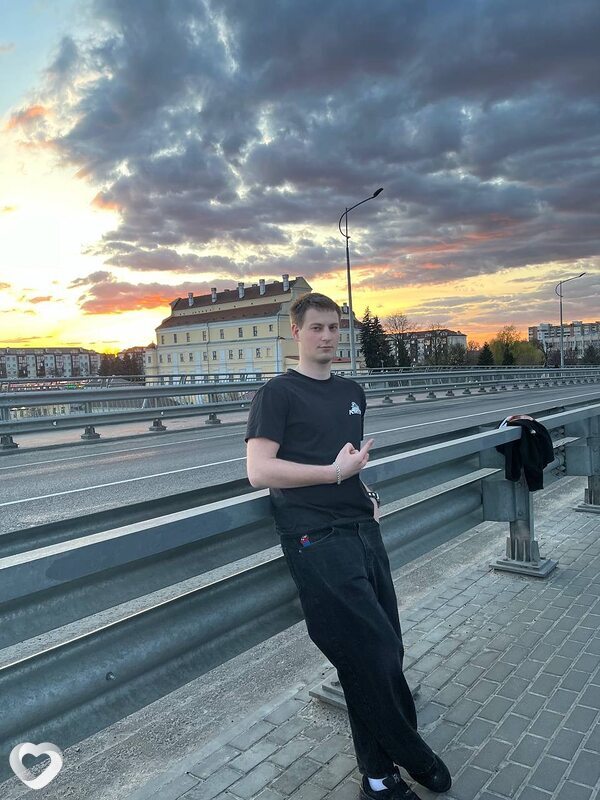 Даник, Белоозерск