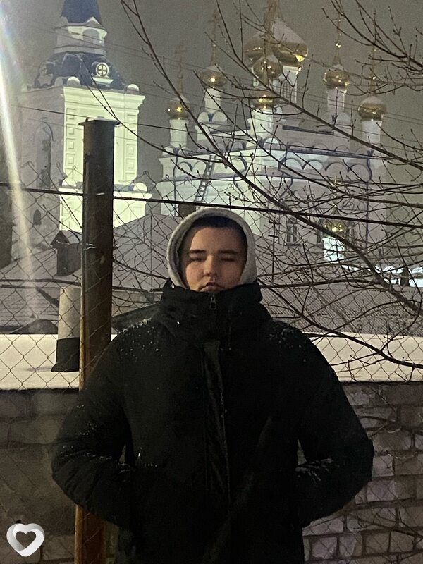 Дима, 20, Курске — анкета №2600229