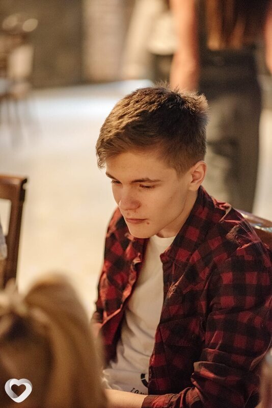 Константин, 20, Москве — анкета №2600241