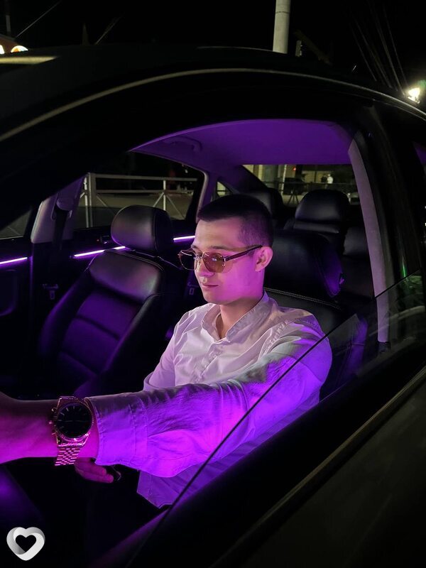 Денис, 24, Новочеркасске — анкета №2600194