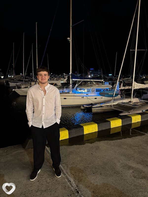 Лев, 19, Новороссийске — анкета №2600915