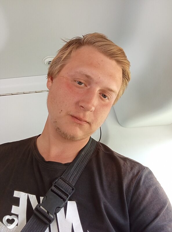 Артём, 25, Ростове-на-Дону — анкета №2600335