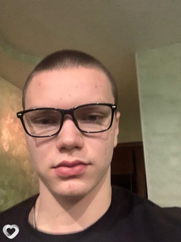 Роман, 20, Новороссийске — анкета №2600337
