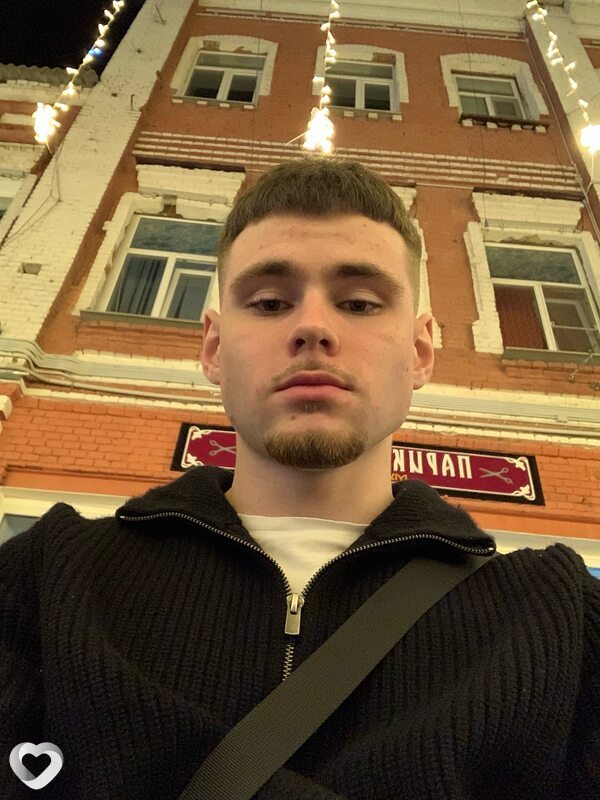 Дима, 22, Домодедово — анкета №2600424