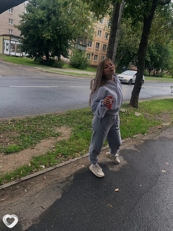 Елена, 23, Череповце — анкета №2600952
