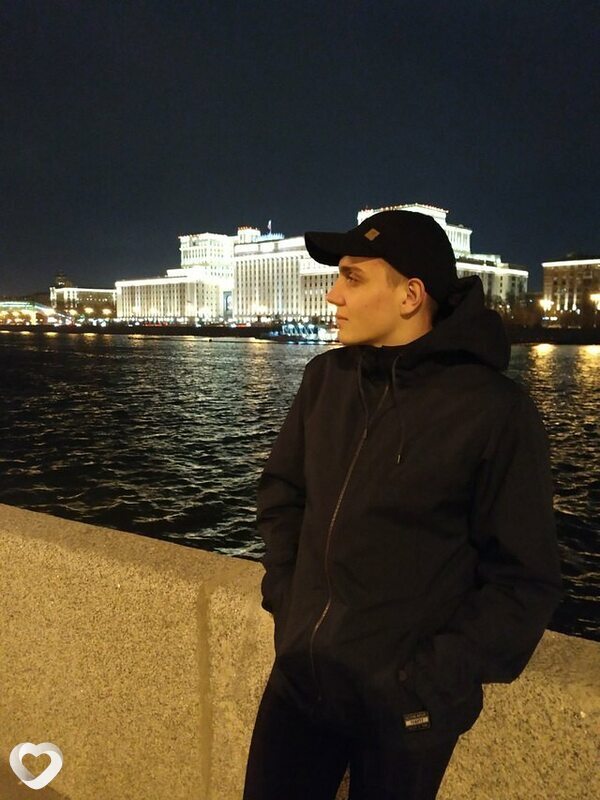 Данил, 27, Луганске — анкета №2601481