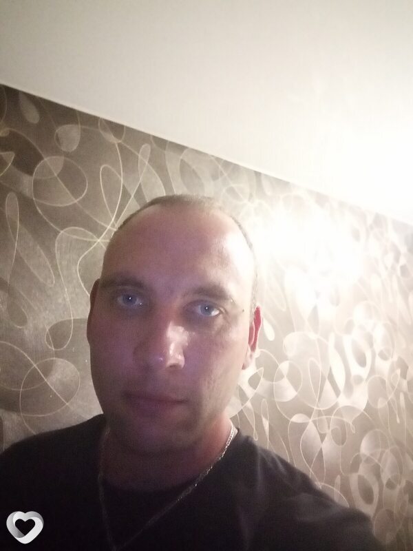 Дмитрий, 37, Жирновске — анкета №2601458