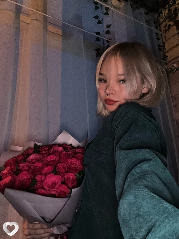 Анастасия, 20, Великом Новгороде — анкета №2601574