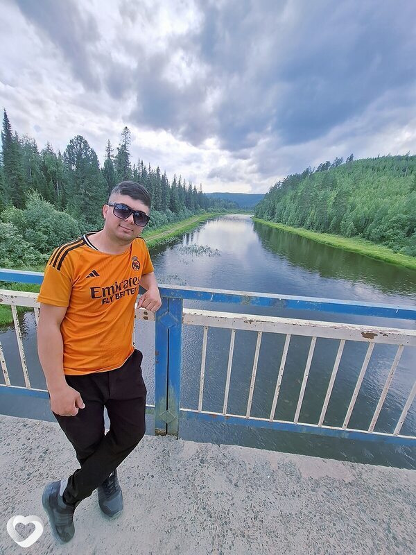 Узбек, 32, Красноярске — анкета №2602277