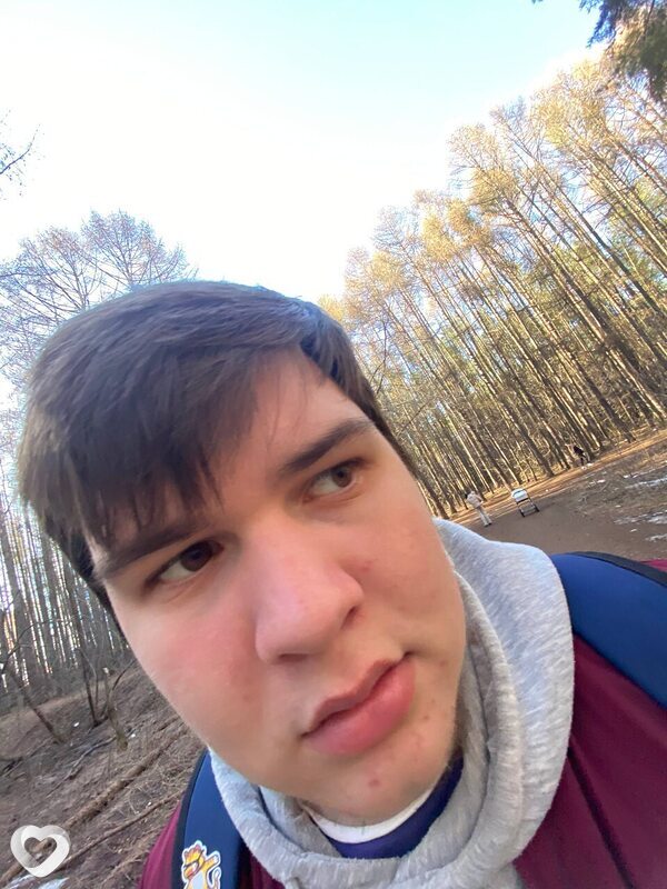 Денис, 21, Ижевске — анкета №2601881