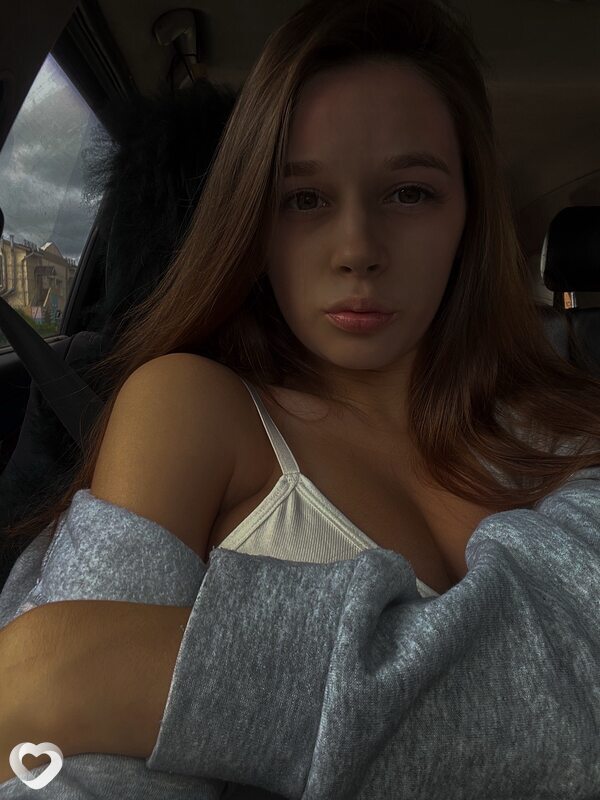 Катя, 23, Красноярске — анкета №2602496