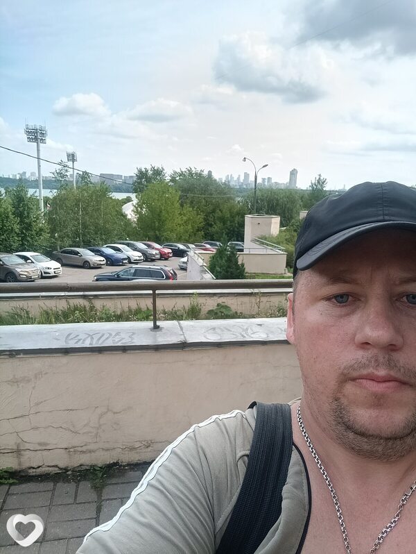 Андрей, 40, Луганске — анкета №2602645