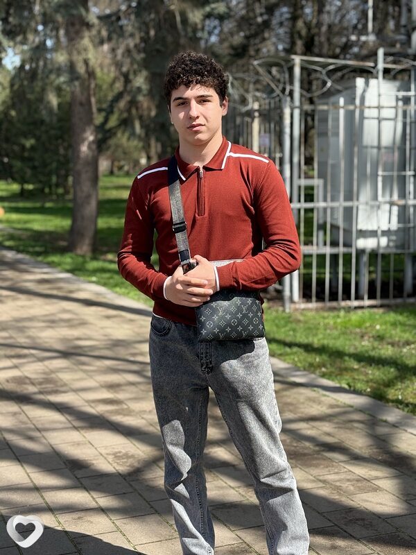 Мурат, 19, Нальчике — анкета №2602864