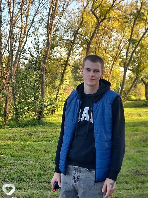 Кирилл, 25, Ростове-на-Дону — анкета №2602896