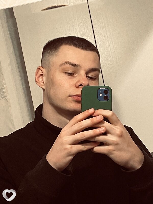 Денис, 23, Белгороде — анкета №2602957