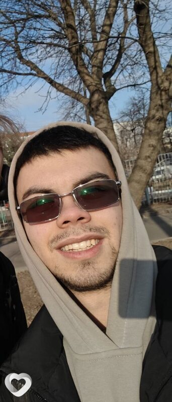 Артем, 20, Москве — анкета №2603296