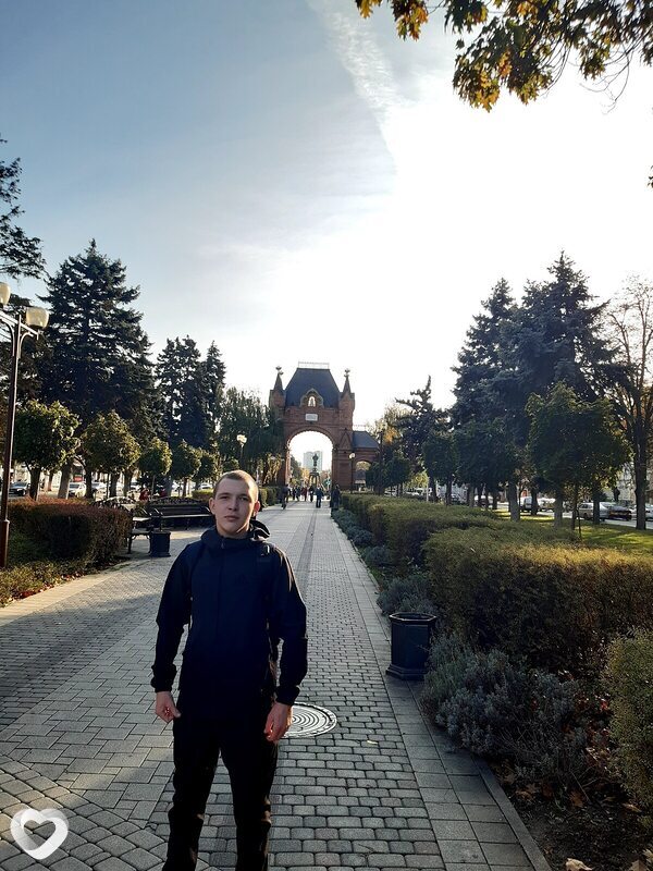 Яков, 22, Новочеркасске — анкета №2603160