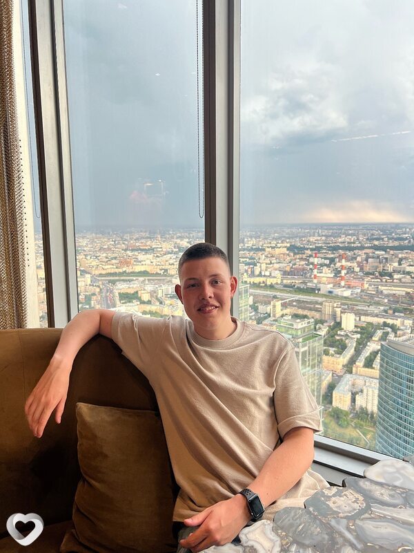 Павел, 20, Москве — анкета №2603179