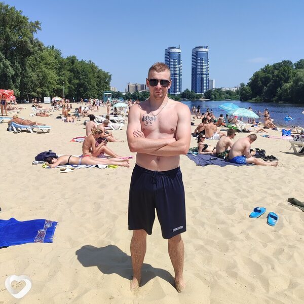 Владислав, 26, Киеве — анкета №2603735