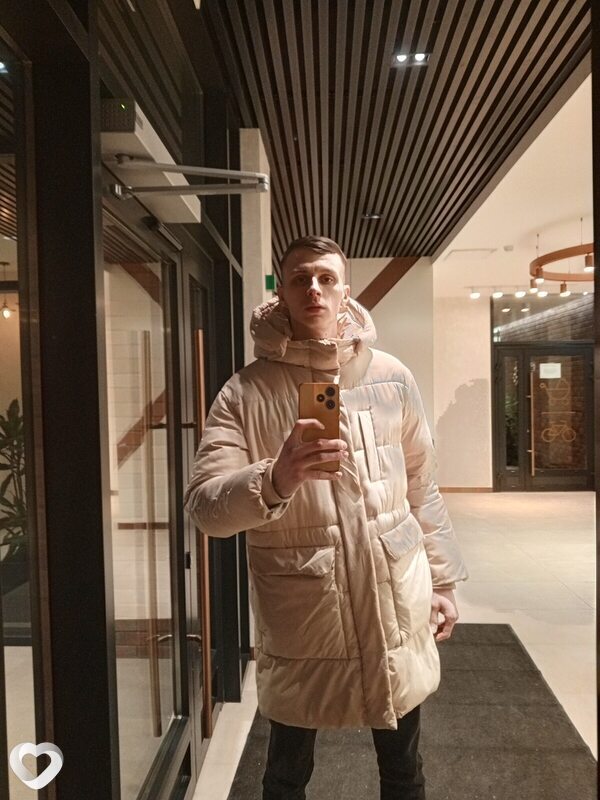 Илья, 26, Санкт-Петербурге — анкета №2605731