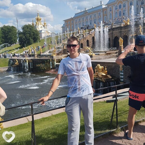 Евгений, 20, Гродно — анкета №2603783
