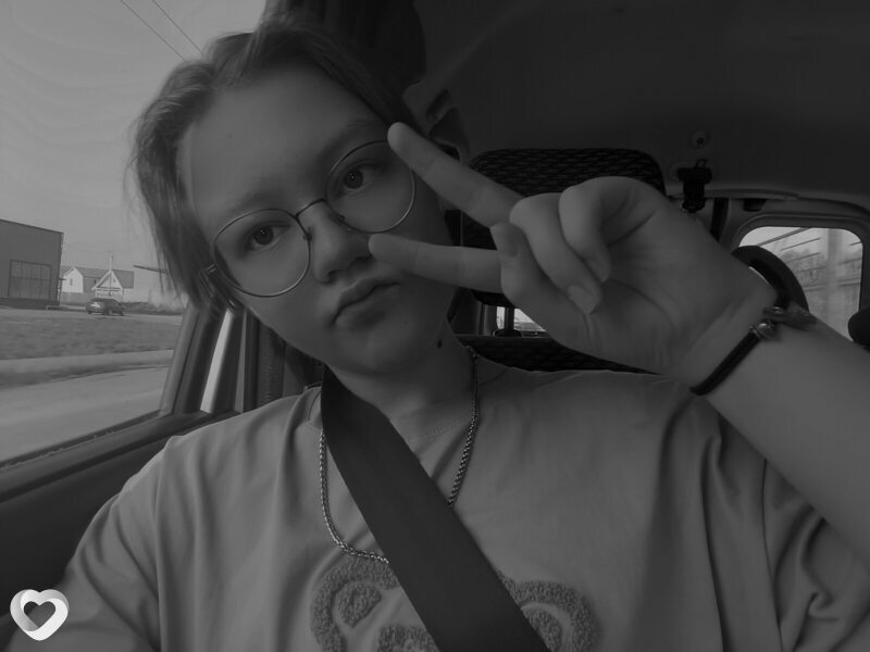 Анастасия, 19, Ижевске — анкета №2603940