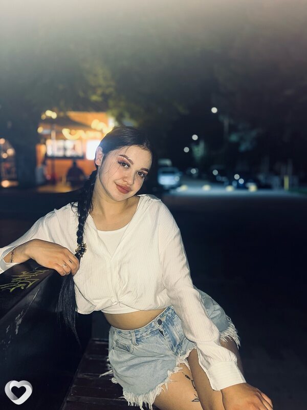 Аля, 21, Азове — анкета №2605050