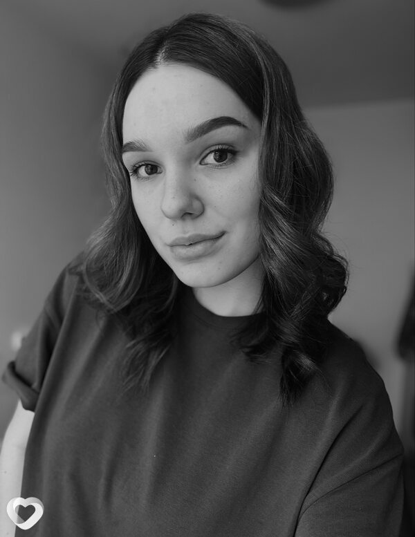 Алёна, 19, Красноярске — анкета №2604320