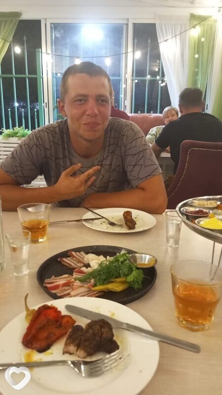 Сергей, 24, Усть-Лабинск — анкета №2604405