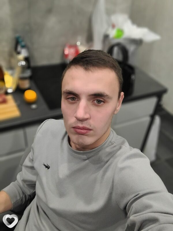 Валерий, 25, Мариуполе — анкета №2605147