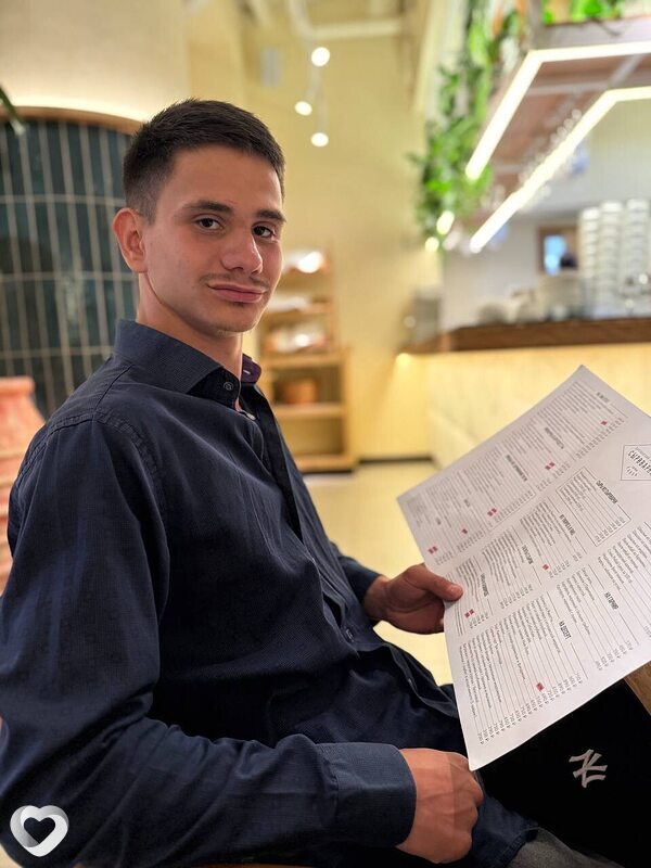 Коля, 20, Артеме — анкета №2605785
