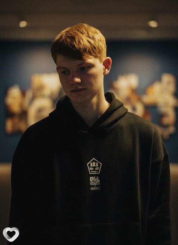 Сергей, 19, Иркутске — анкета №2605400