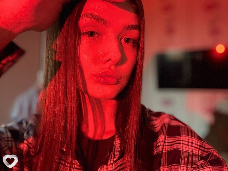 Алина, 21, Назарове — анкета №2605379