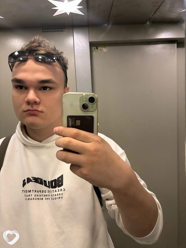 Матвей, 21, Саратове — анкета №2606251