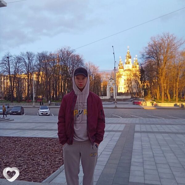 Влад, 20, Виннице — анкета №2606396