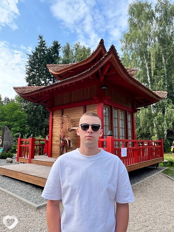 Валентин, 24, Минске — анкета №2606456