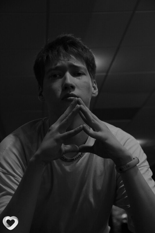 Андрей, 22, Новосибирске — анкета №2606794