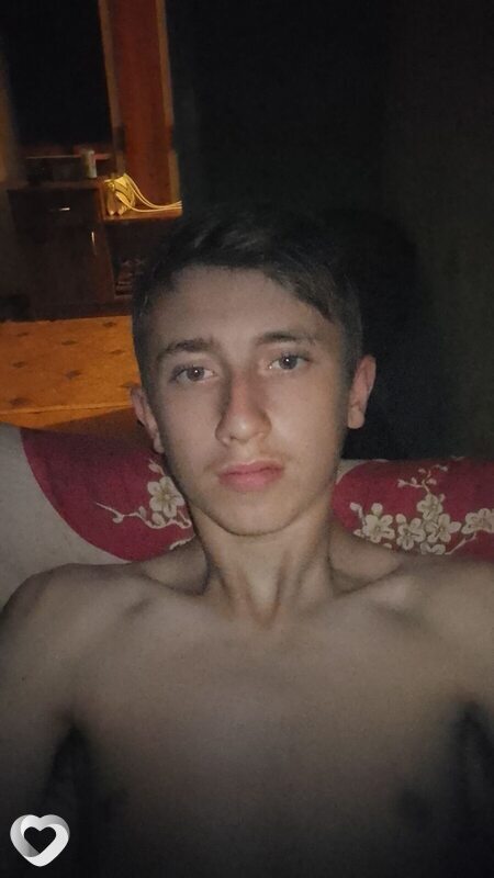 Владислав, 20, Прокопьевске — анкета №2606978