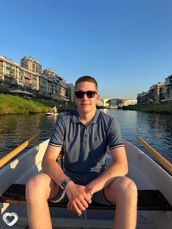 Александр, 21, Санкт-Петербурге — анкета №2607261