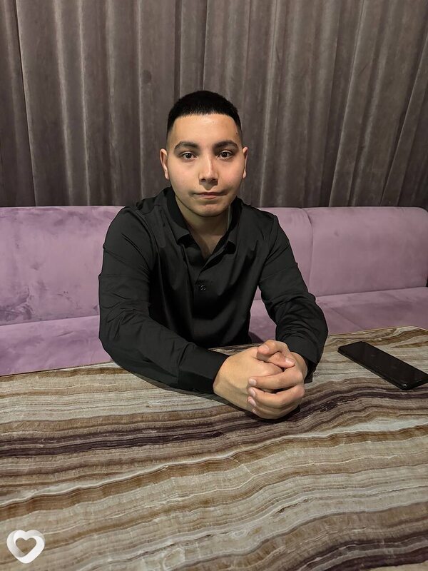 Эмиль, 20, Белгороде — анкета №2607929