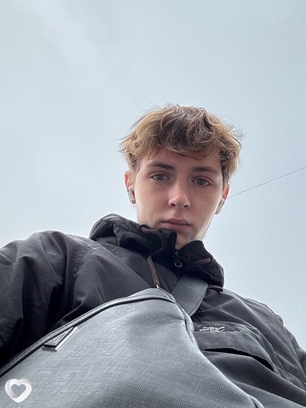 Макс, 20, Москве — анкета №2608640