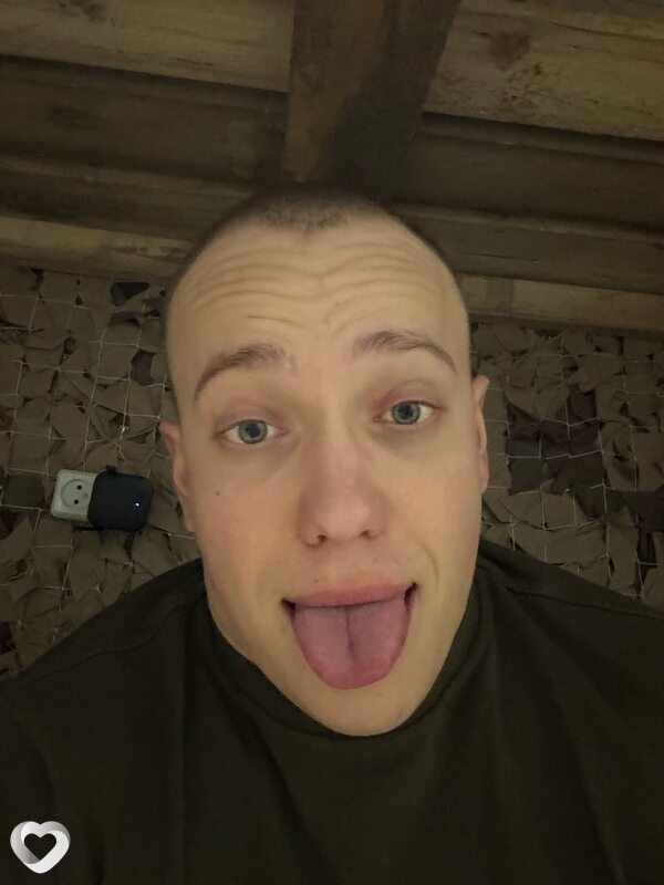 Кирилл, 21, Казани — анкета №2609579