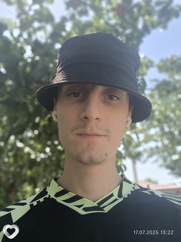 Женя, 26, Новороссийске — анкета №2609822