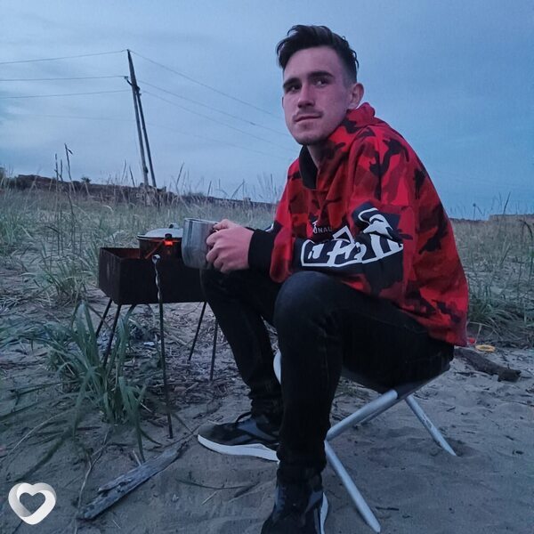 Евгений, 23, Находке — анкета №2609669
