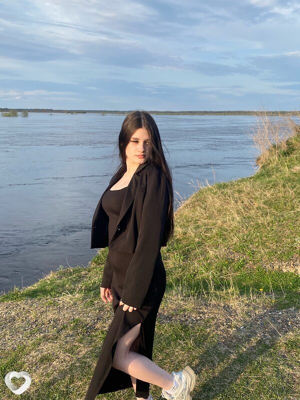 Анастасия, 20, Томске — анкета №2610307
