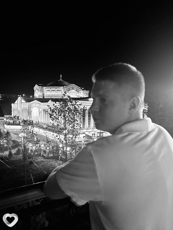 Анатолий, 27, Севастополе — анкета №2610256