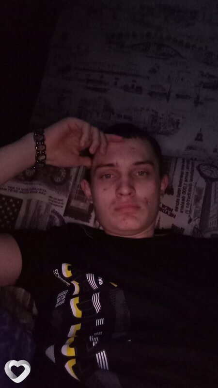 Денис, 19, Тайшете — анкета №2610639