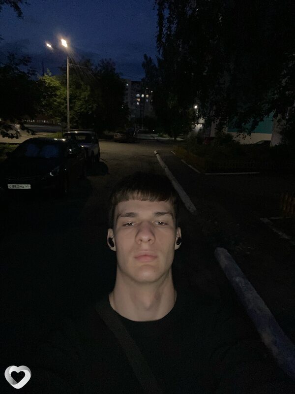 Максим, 20, Кургане — анкета №2611082